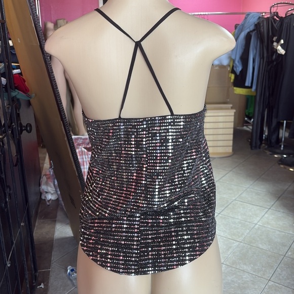 Chelsea28 Silver Sequin Camisole - Picture 4 of 5